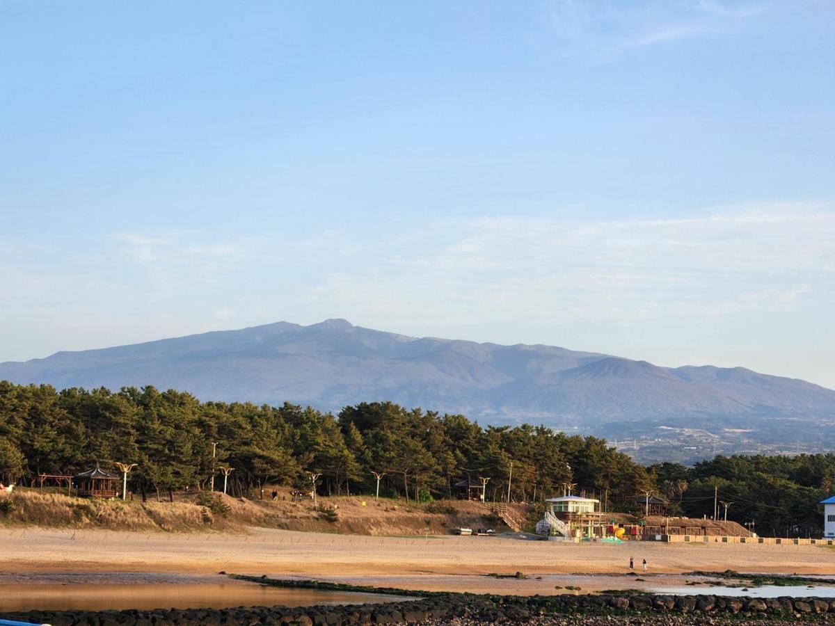 Jeju Ocean Family Hotel מראה חיצוני תמונה