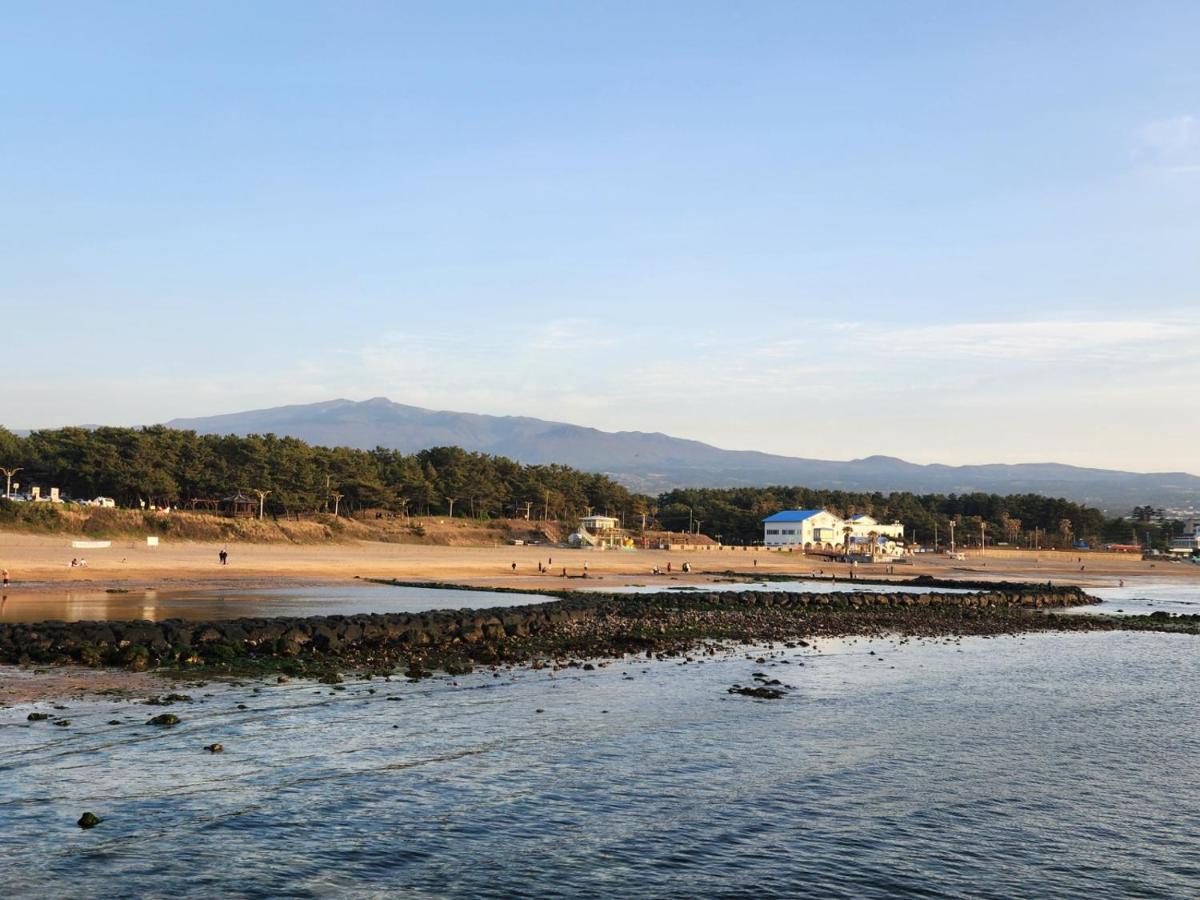 Jeju Ocean Family Hotel מראה חיצוני תמונה