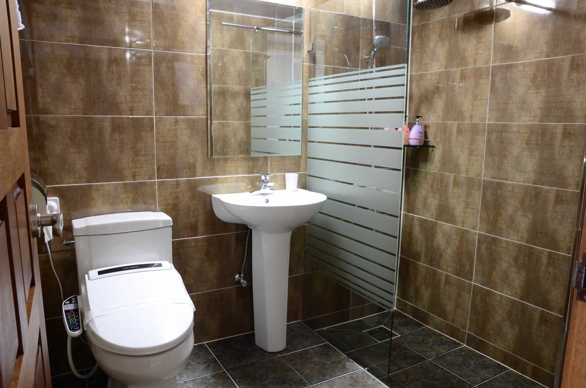 Jeju Ocean Family Hotel מראה חיצוני תמונה